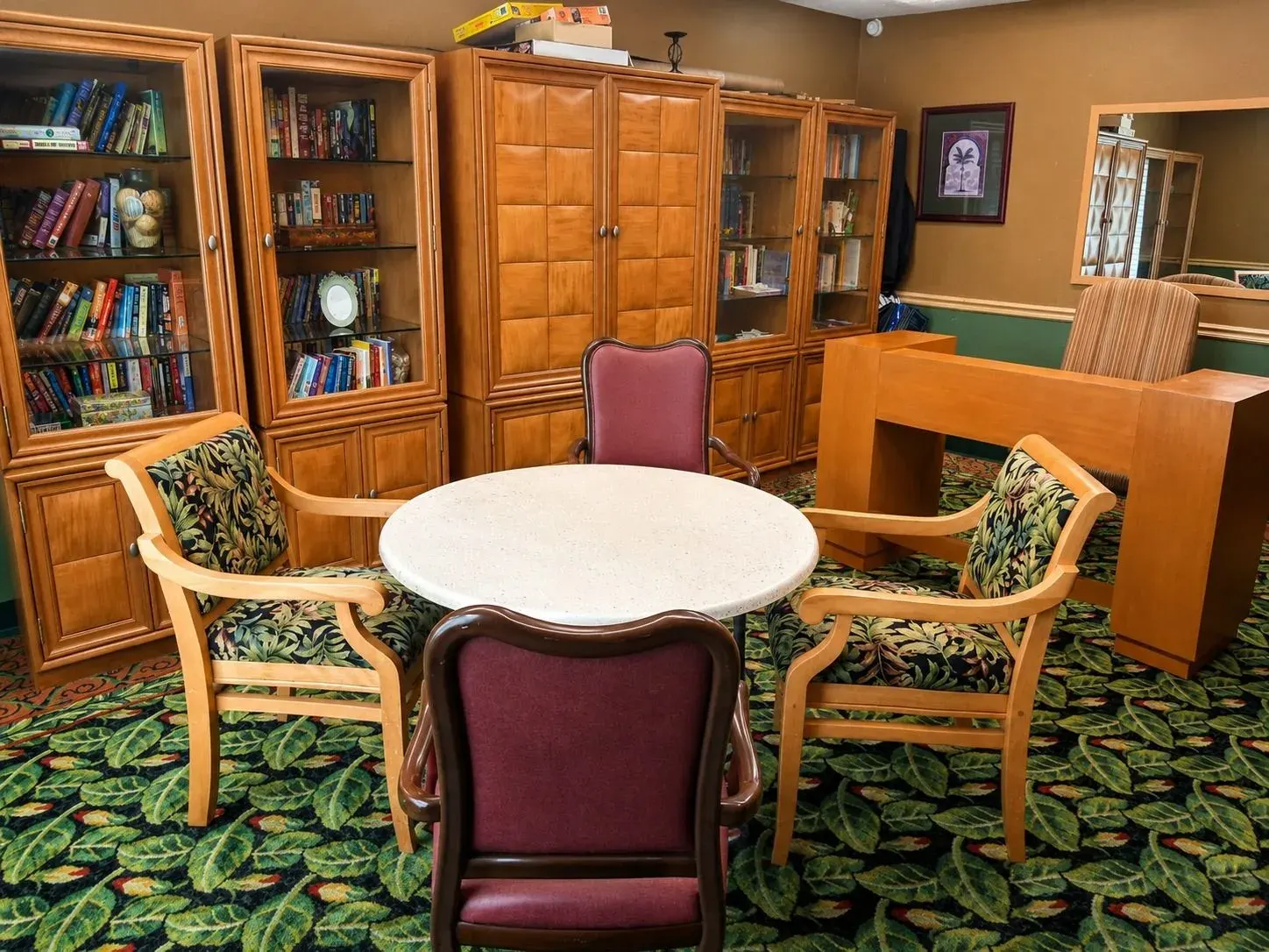 The library and games room at Vivo Healthcare West Orange